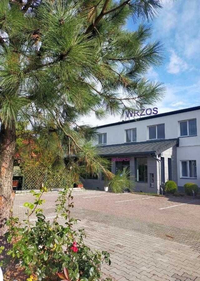 Pensjonat Wrzos Poznań Exteriör bild